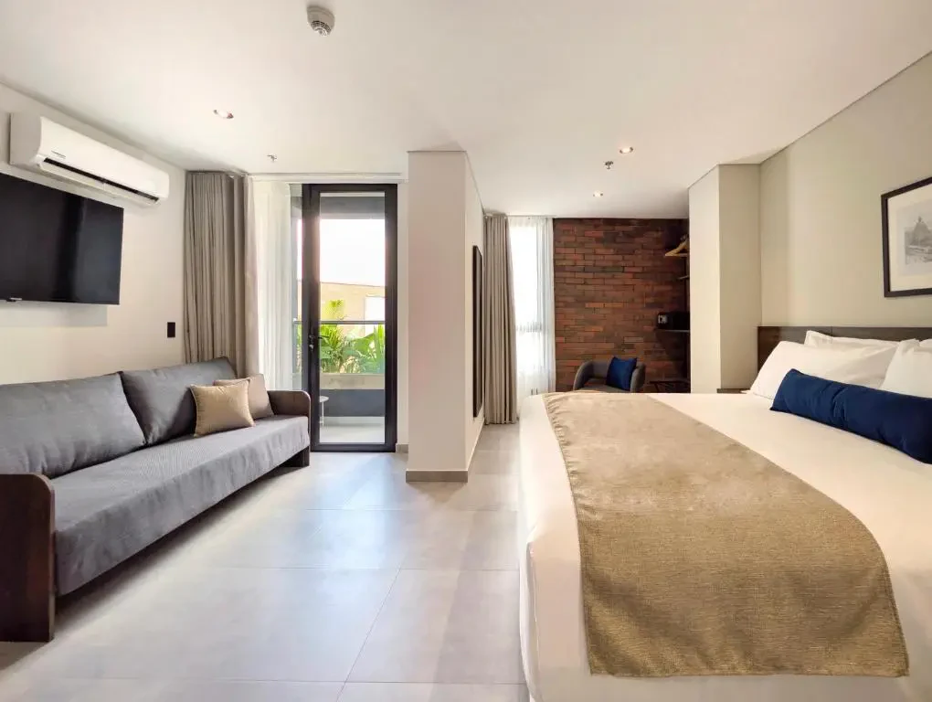 Laureles Selection Suites hotel photo, 2